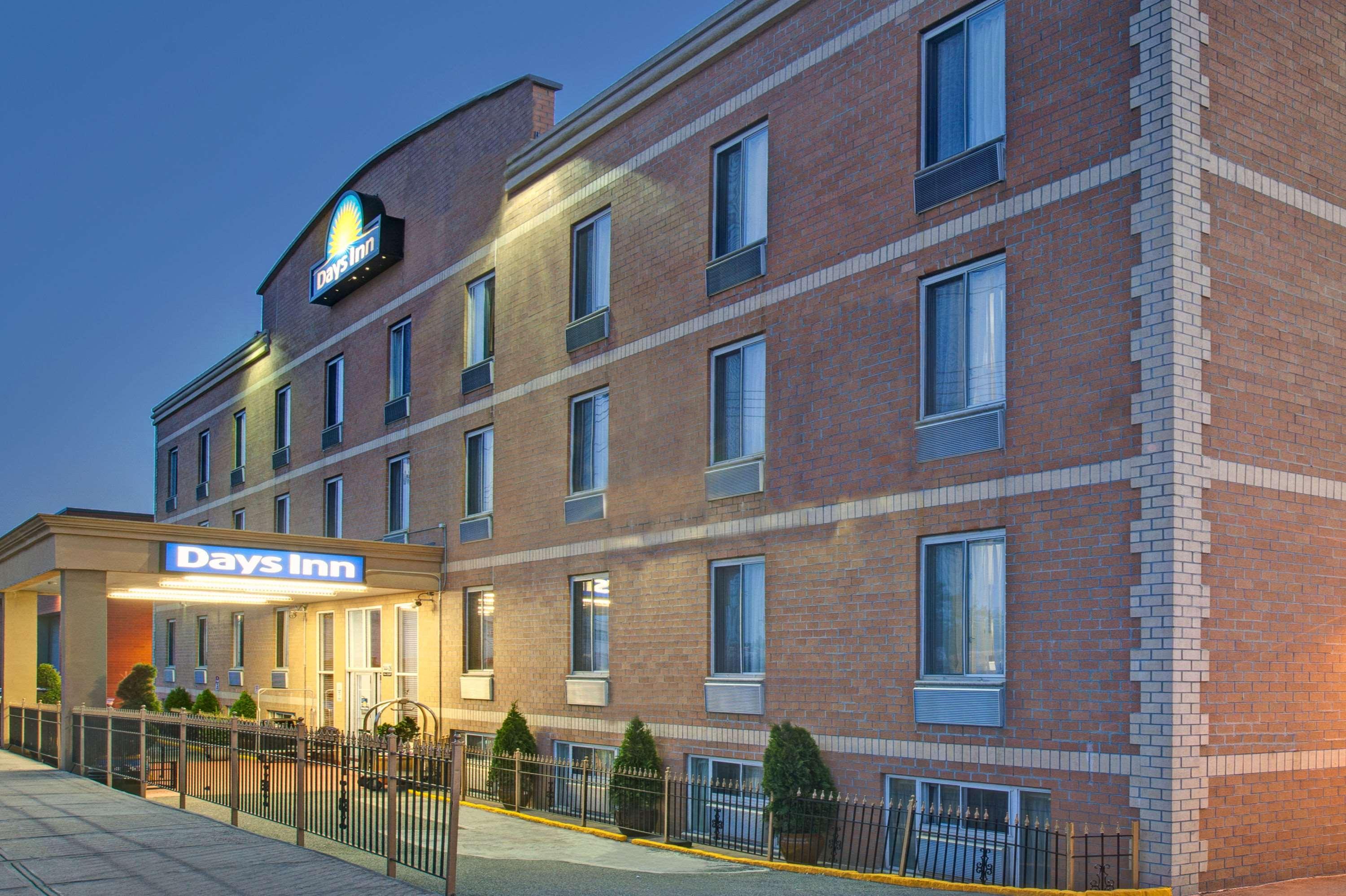 ניו יורק Days Inn By Wyndham Jamaica / Jfk Airport מראה חיצוני תמונה